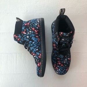 Dr. Martens Maelly Floral Boots